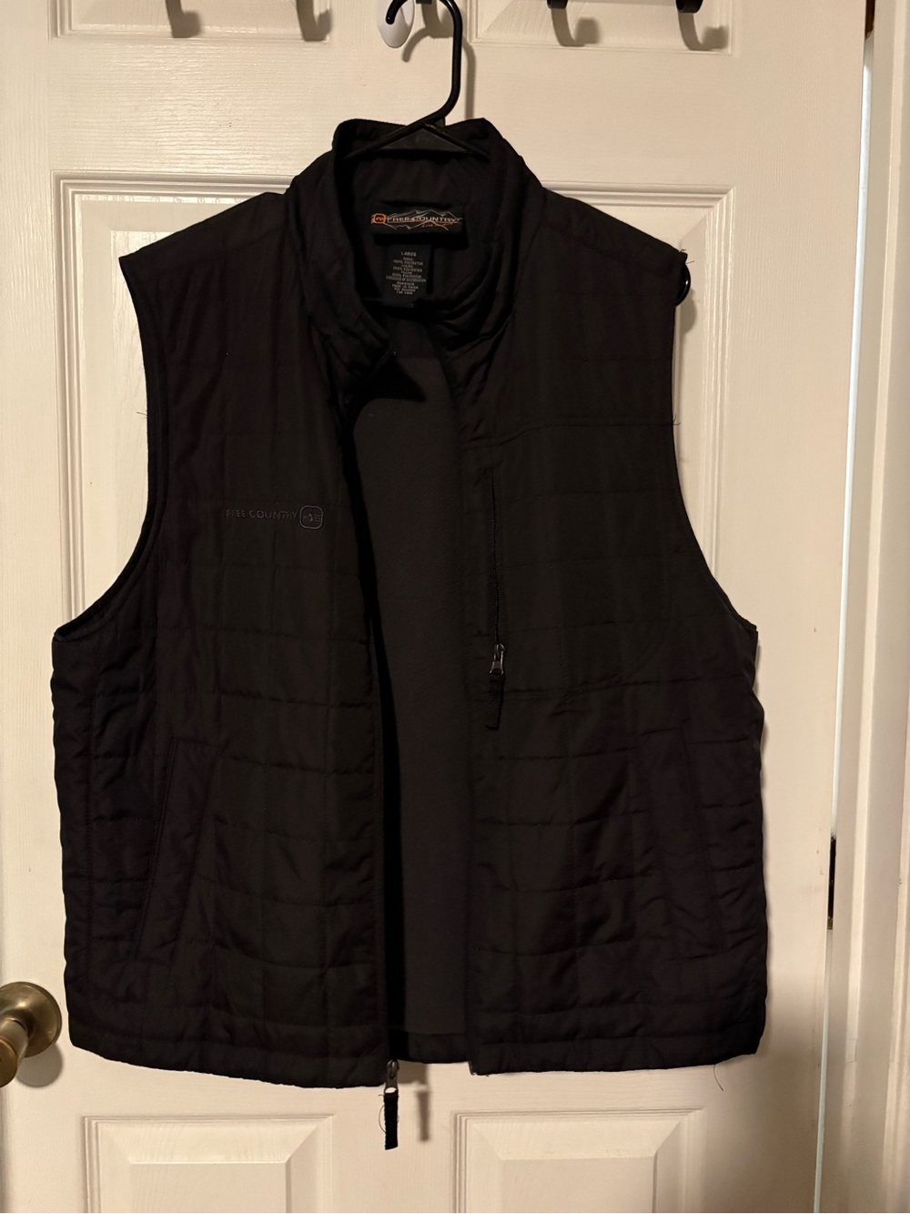 Free Country Men's Black Quilted Vest